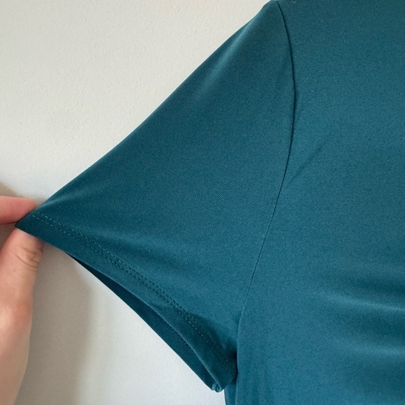 Elegant Teal Ruched Dress - Picture 5 of 10